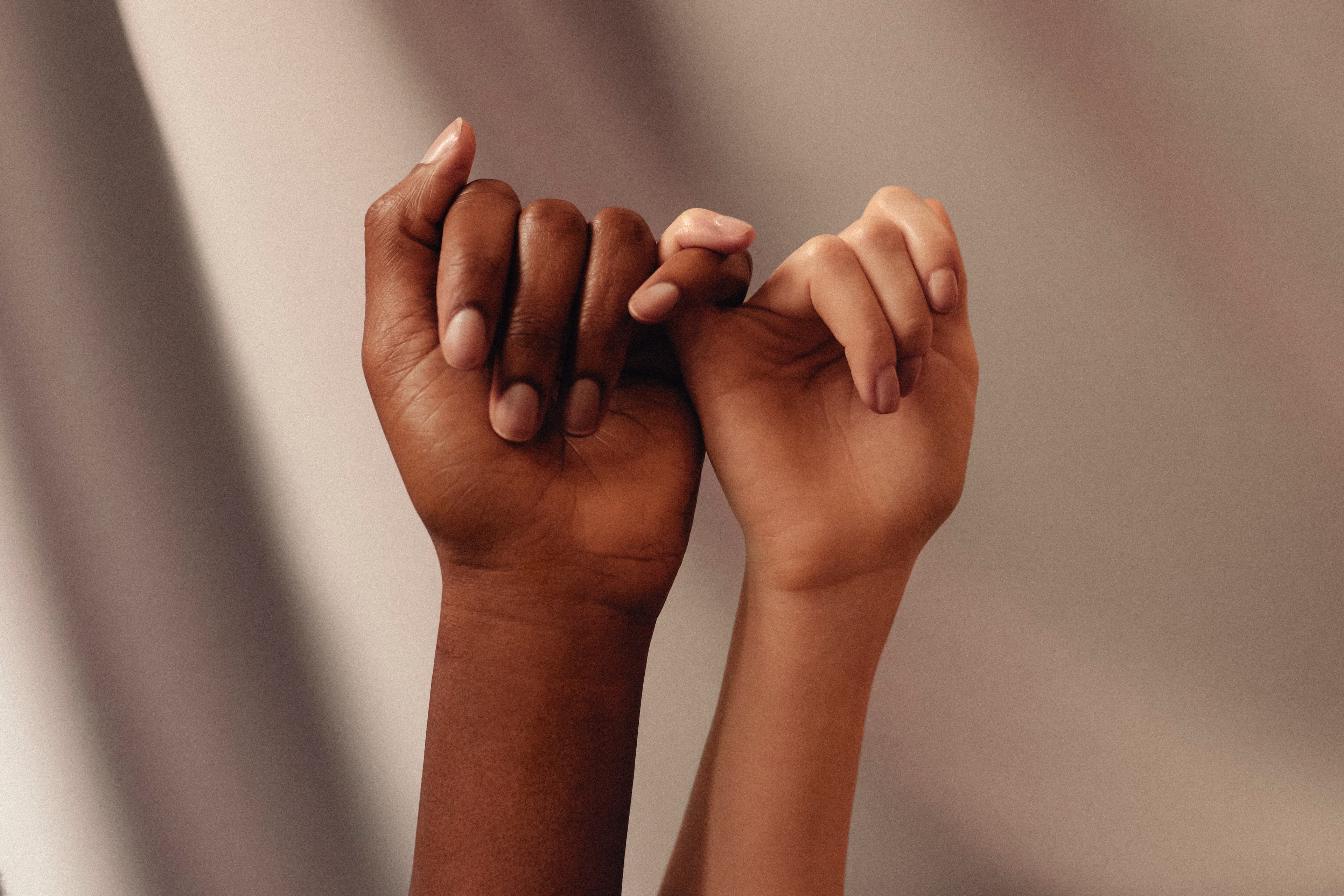hands